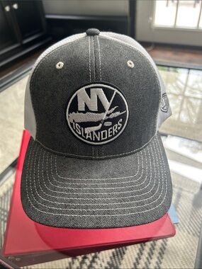 Islanders flex fit hat